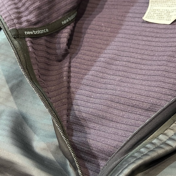 NWT Medium New Balance Women’s Determination Bomber Athletic Nordstroms Athletic - Picture 10 of 11